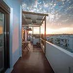 דירה Loft Style Near The Old Town עיר רודוס