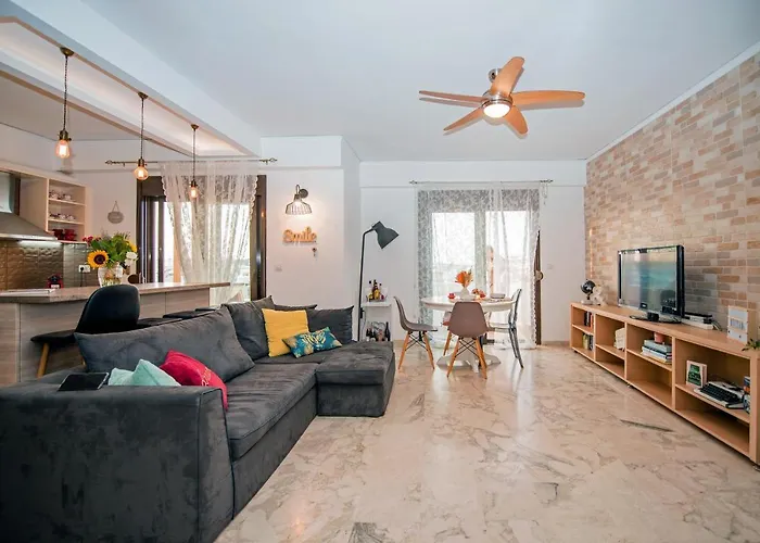 Loft Style Near The Old Town Apartamento